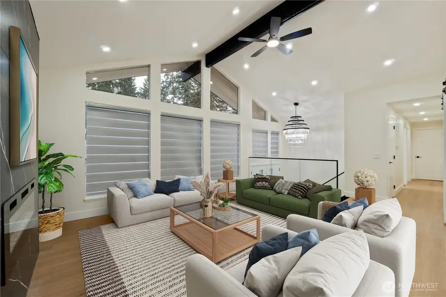 10518 165th Place Ne, Redmond, WA 98052 - Image #2