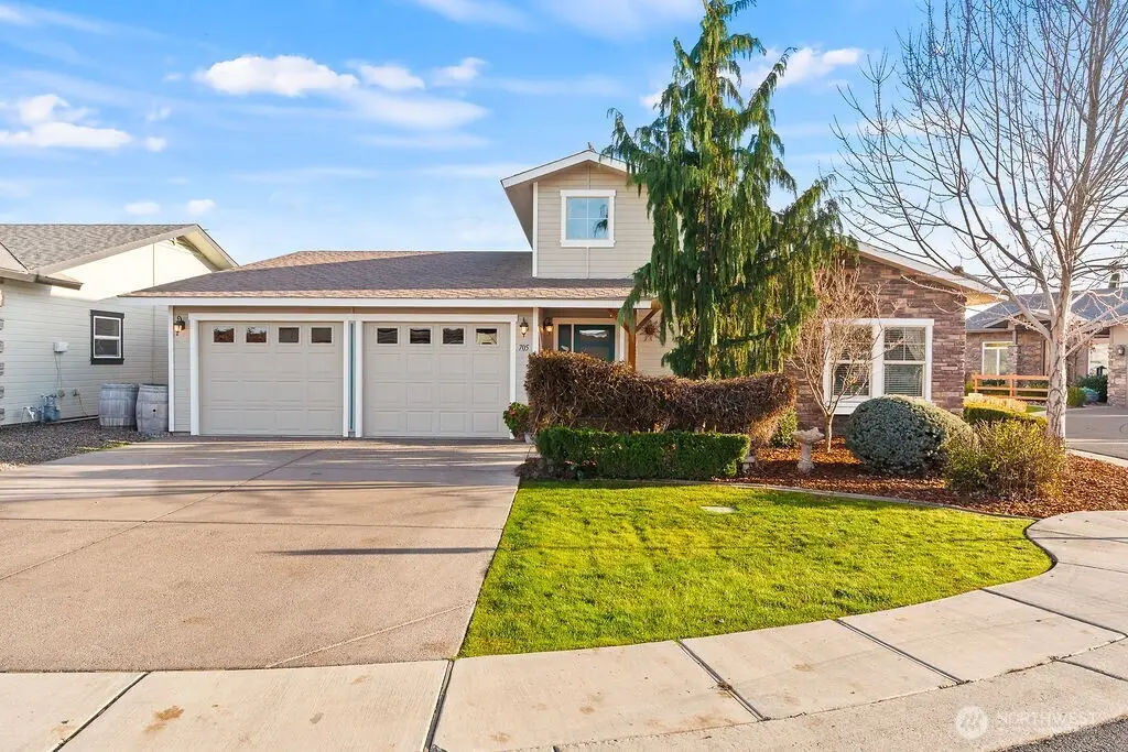 705 Kachess Lane, Zillah, WA 98953 - Image #1