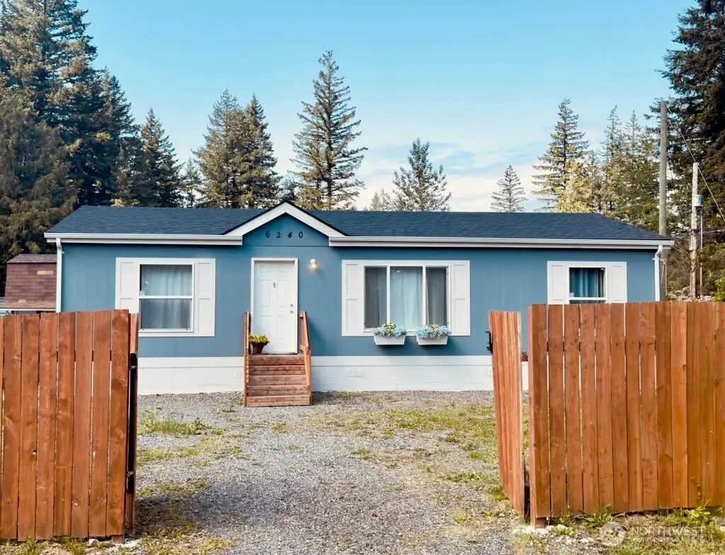 6240 Azure Way, Maple Falls, WA 98266 - Image #1
