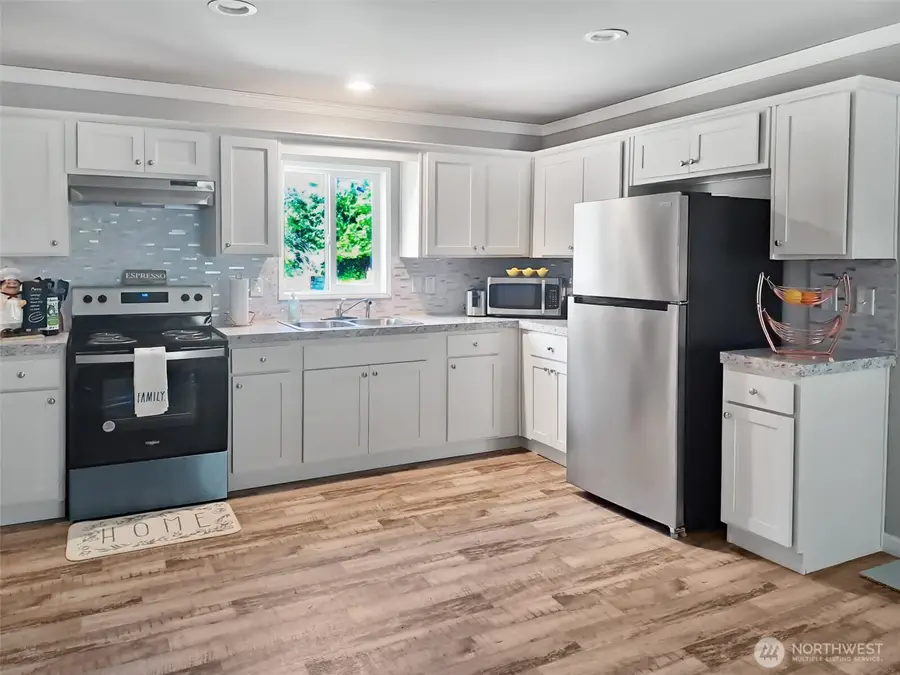 6240 Azure Way, Maple Falls, WA 98266 - Image #3