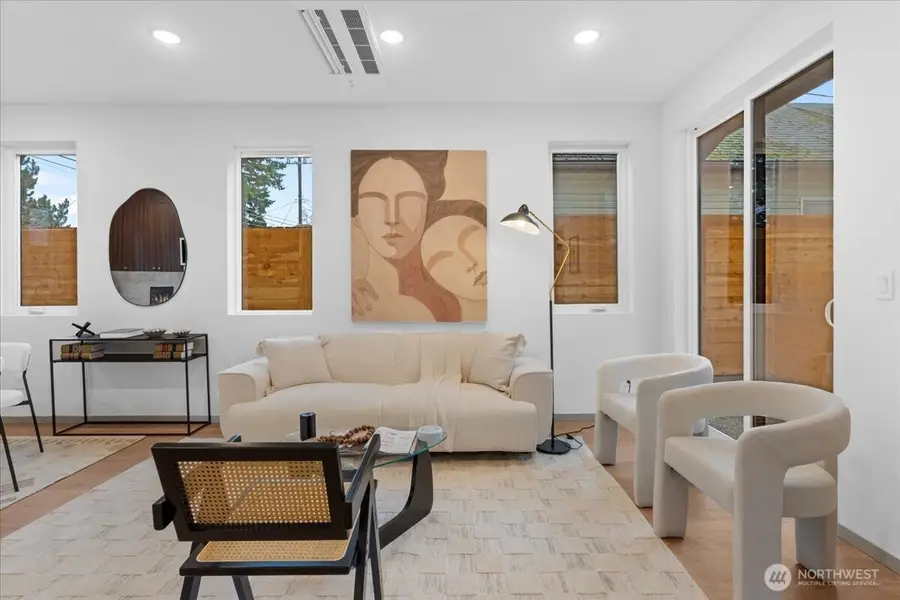 4106 49th Avenue Sw, Seattle, WA 98116 - Image #3