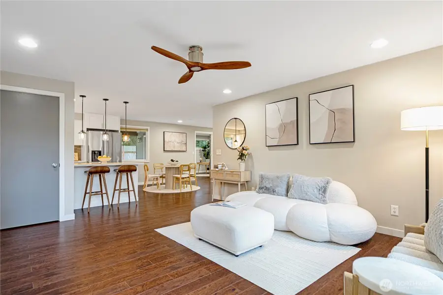 13117 111th Place Ne, Kirkland, WA 98034 - Image #2