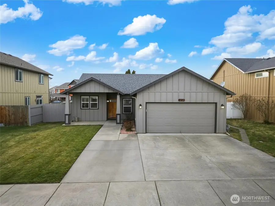 1242 SE Falbo Drive, College Place, WA 99324 - Image #2