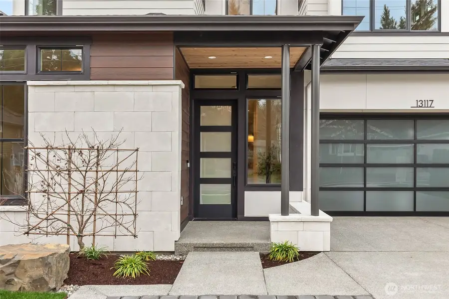 13117 NE 104th Street, Kirkland, WA 98033 - Image #3