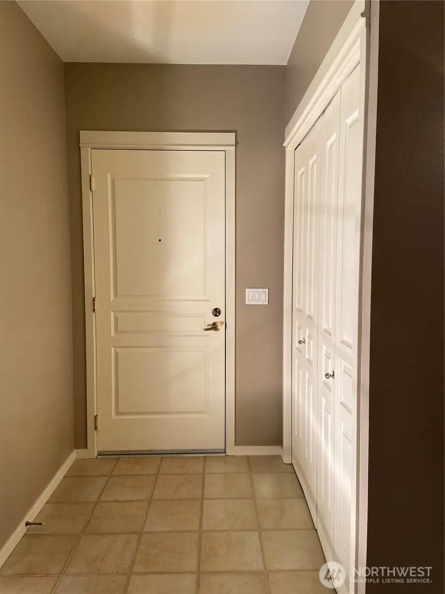 1900 Alaskan Way #402, Seattle, WA 98110 - Image #3