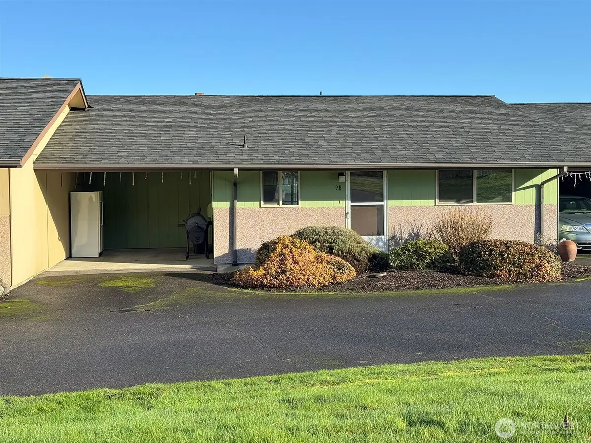 1301 S Third Avenue #9B, Sequim, WA 98382 - Image #1