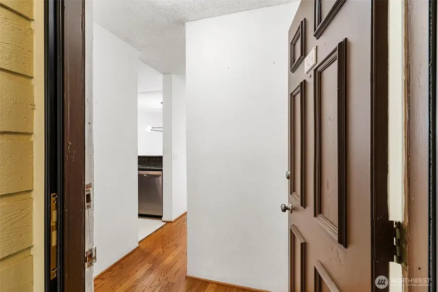 5832 NE 75th Street #E304, Seattle, WA 98115 - Image #3