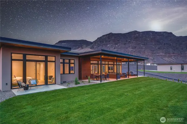 23524 NW Grand Cru Drive, Quincy, WA 98848