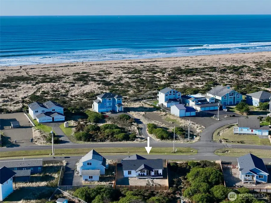 1046 Ocean Shores Boulevard, Ocean Shores, WA 98569 - Image #2