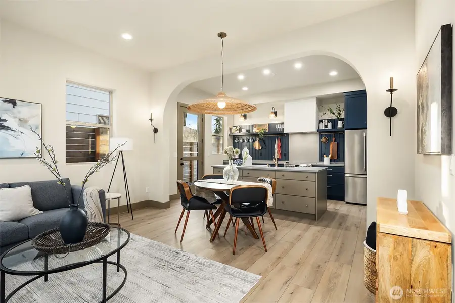 5033 25th Avenue Sw #C, Seattle, WA 98106 - Image #3