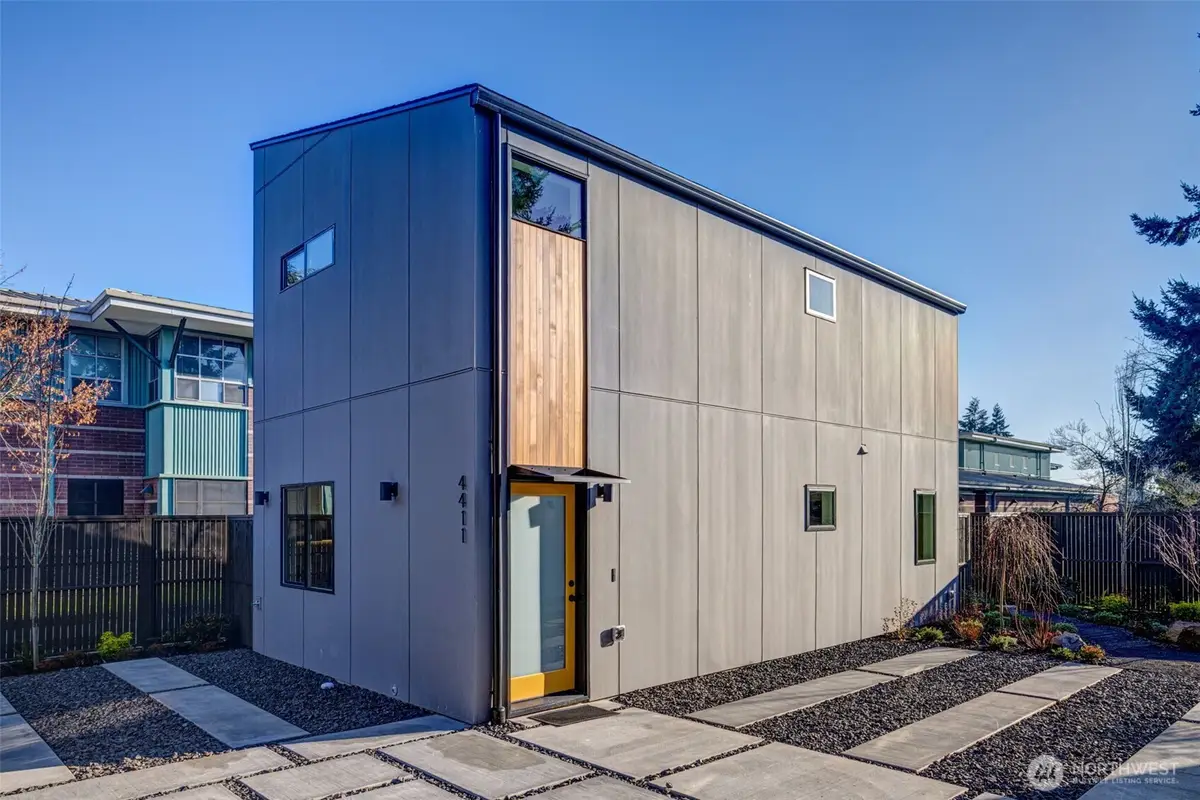 4411 S Holly Street, Seattle, WA 98118 - Image #1