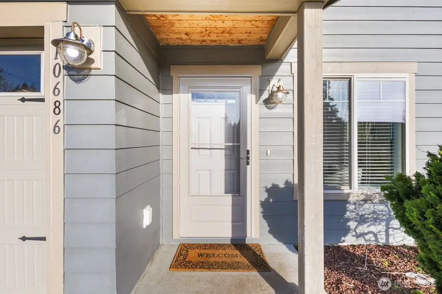 10686 NE Dawson Way, Kingston, WA 98346 - Image #2