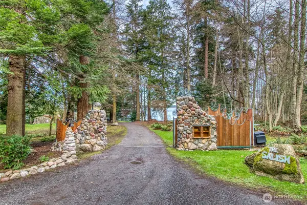 309 Sunset Avenue, Orcas Island, WA 98245