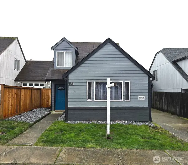 134 99th St Ct E, Tacoma, WA 98445