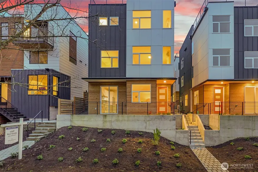 910 15th Avenue, Seattle, WA 98122 - Image #2