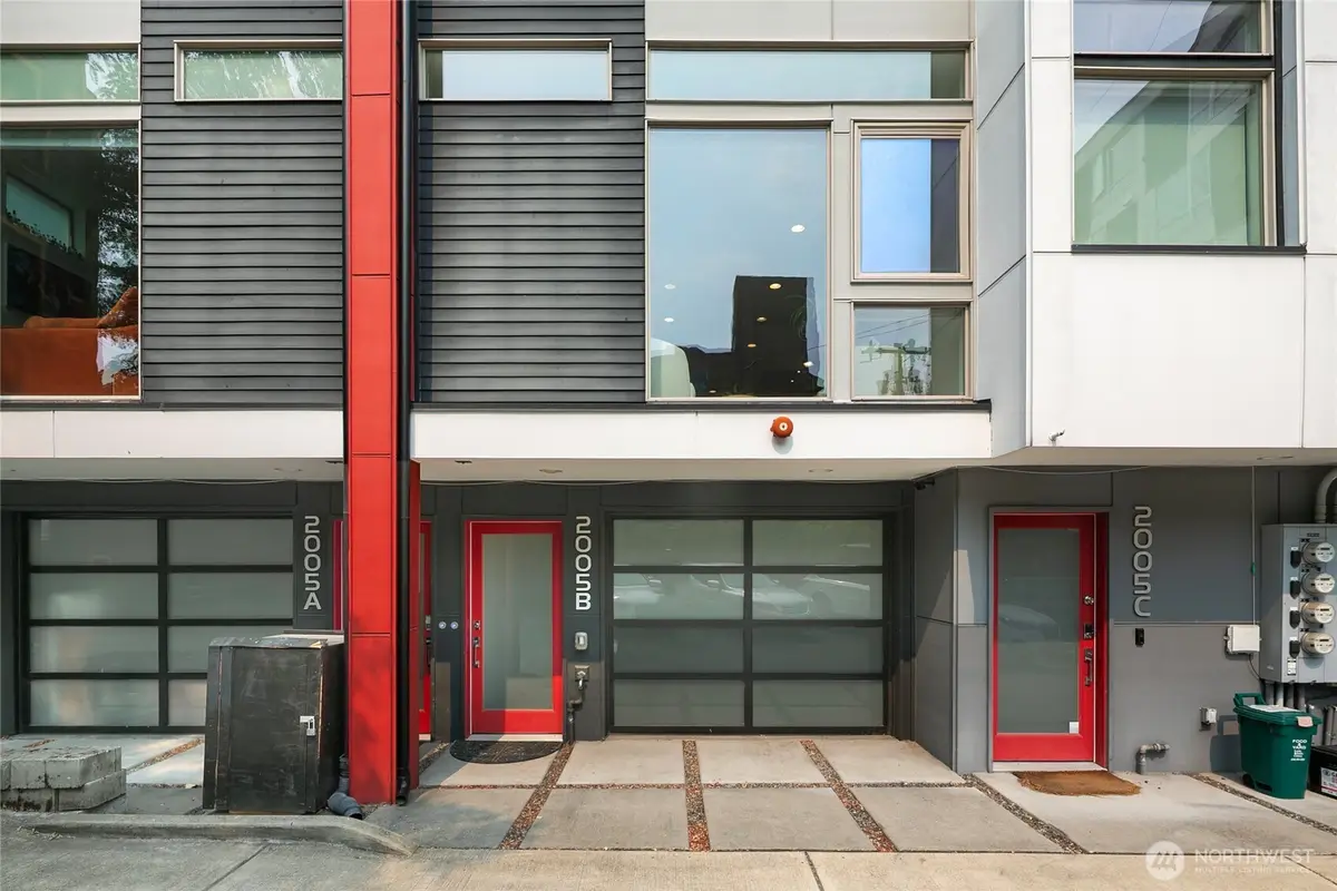 2005 E Denny Way #B, Seattle, WA 98122 - Image #1