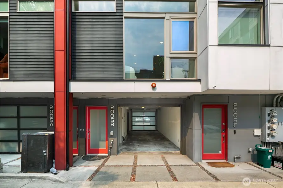 2005 E Denny Way #B, Seattle, WA 98122 - Image #2