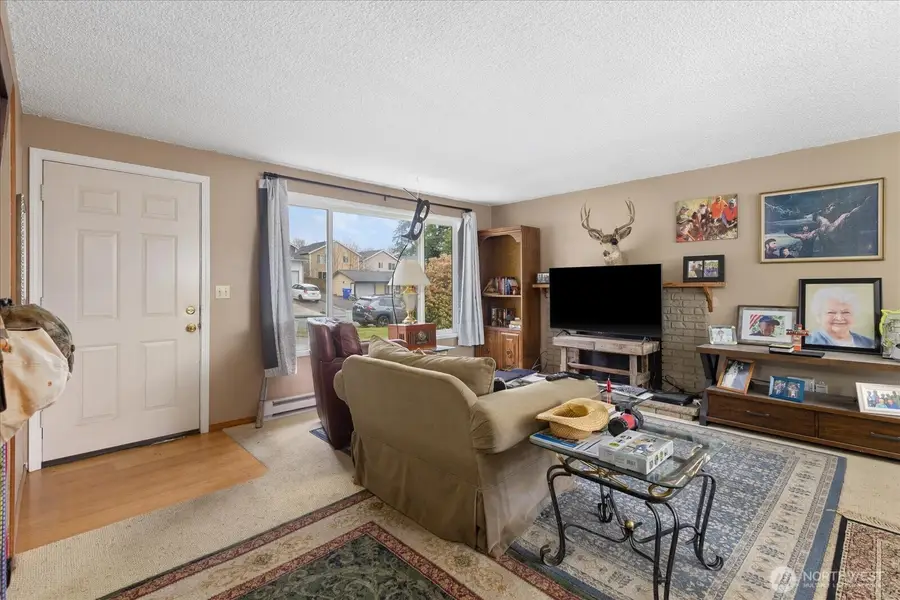 9226 3rd Place Se, Everett, WA 98208 - Image #3