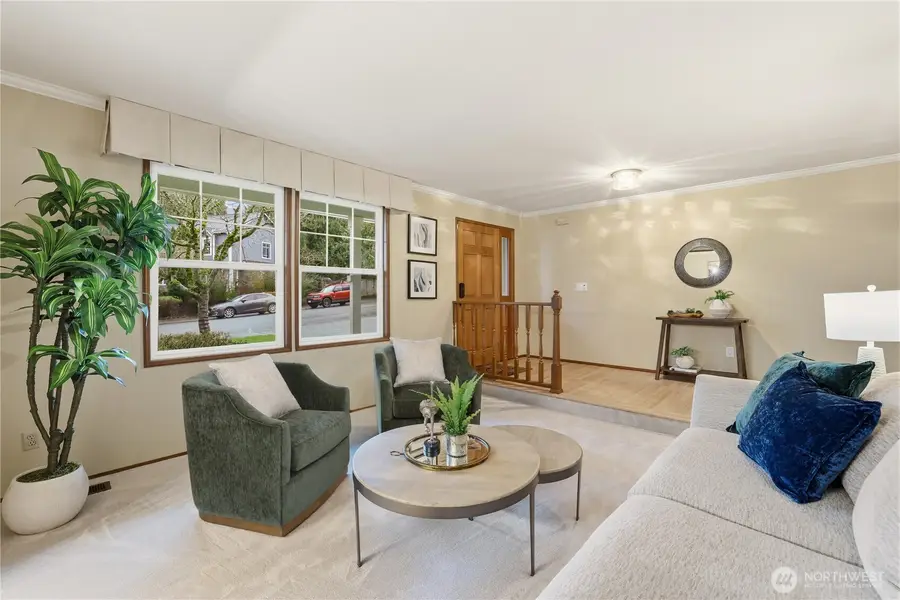 23038 NE 19th Drive, Sammamish, WA 98074 - Image #3