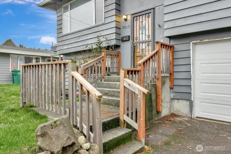 7313 228th Street Sw, Mountlake Terrace, WA 98043 - Image #2