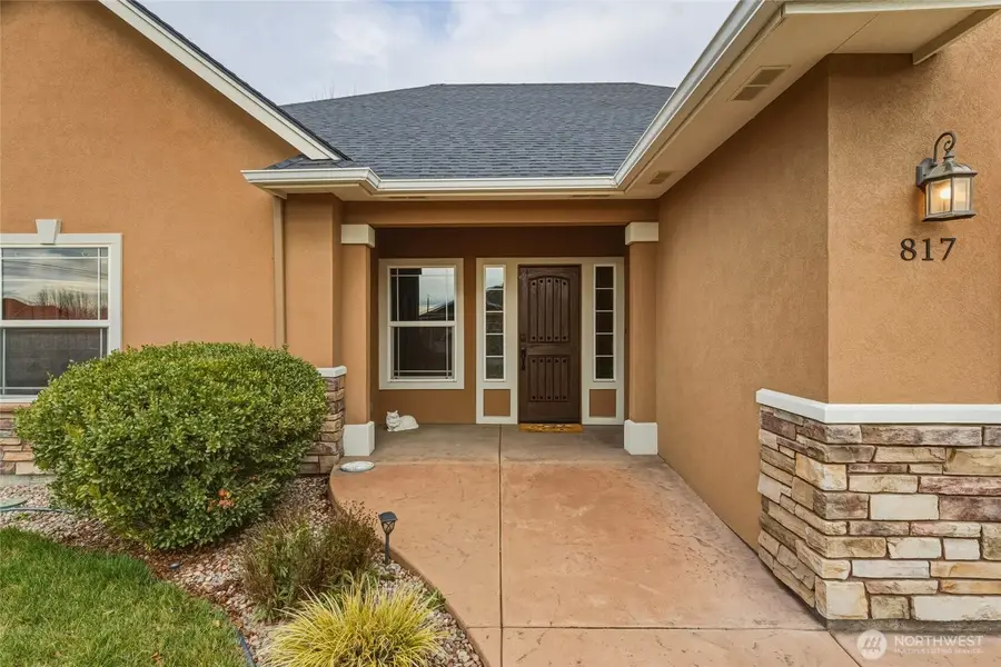 817 NE Bunky Lane, College Place, WA 99324 - Image #2