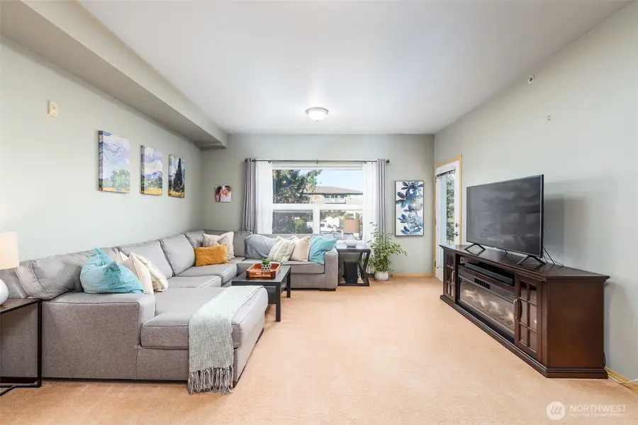 512 Darby Drive #213, Bellingham, WA 98226 - Image #2