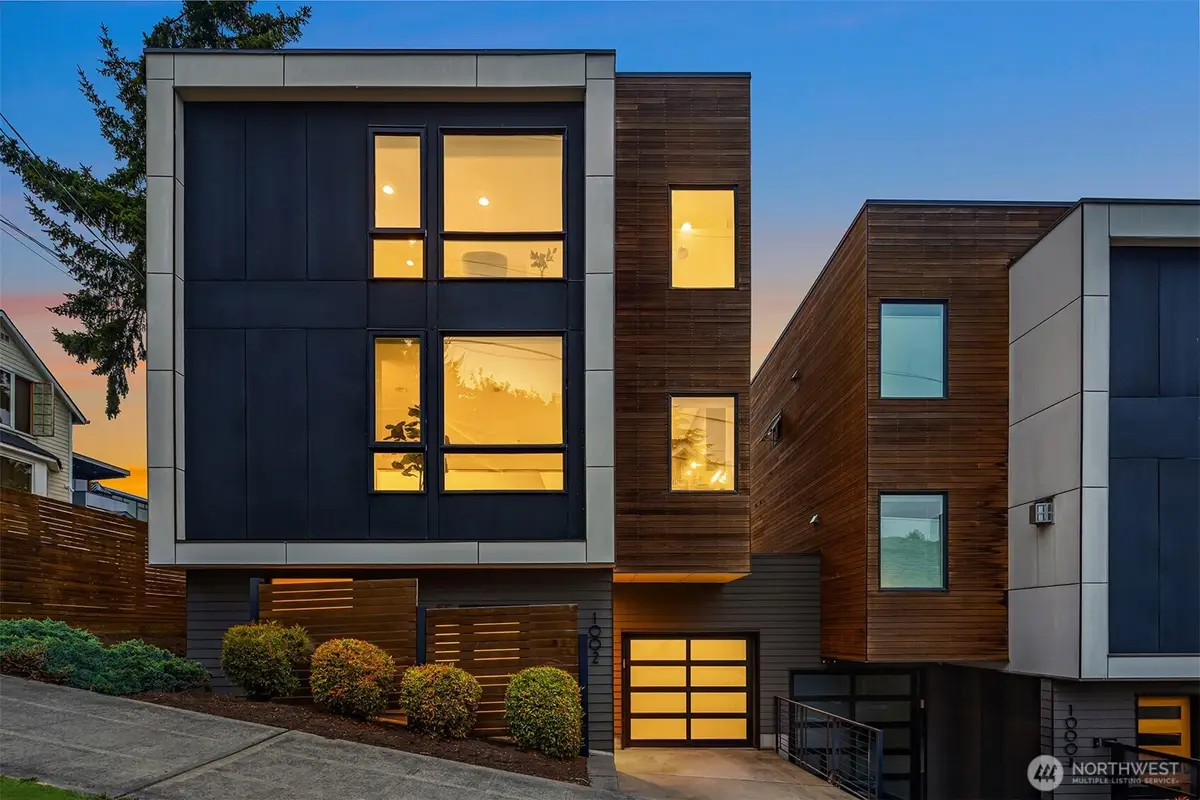 1002 5th Avenue N, Seattle, WA 98109 - Image #1