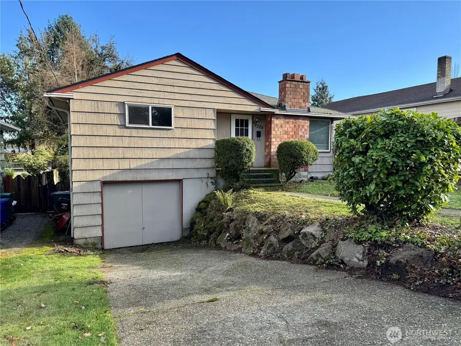 9324 52nd Ave S, Seattle, WA 98118 - Image #2