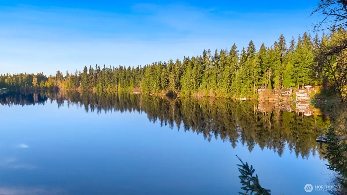 23012 SE Lake Wilderness Drive S, Maple Valley, WA 98038 - Image #1
