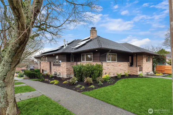 2141 47th Avenue Sw, Seattle, WA 98116