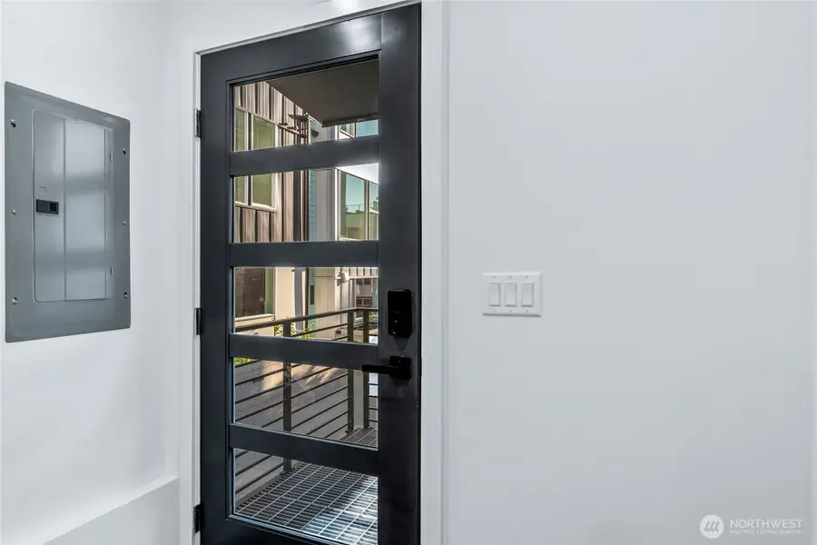 3510 NE 125th Street #F, Seattle, WA 98125 - Image #2