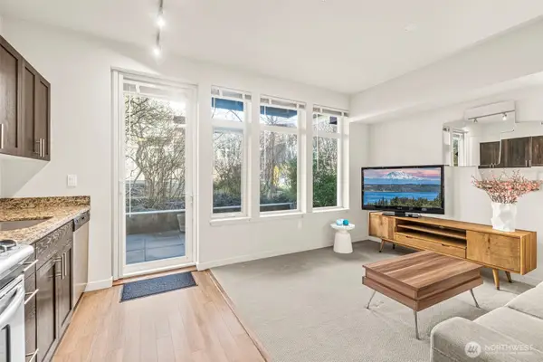 15100 6th Avenue Sw #312, Burien, WA 98166