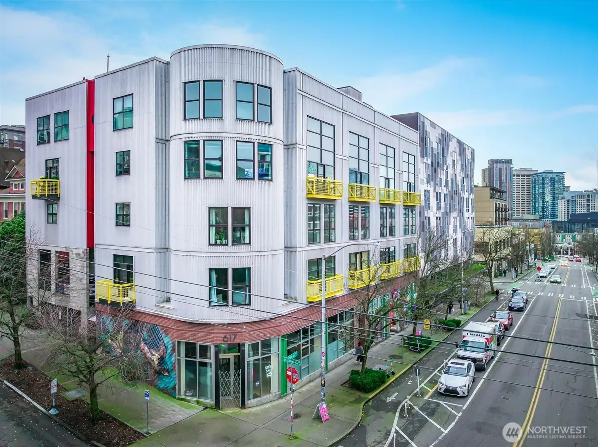 615 E Pike Street #303, Seattle, WA 98122 - Image #1