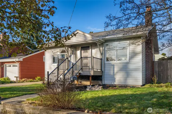 630 NW 82nd Street, Seattle, WA 98117