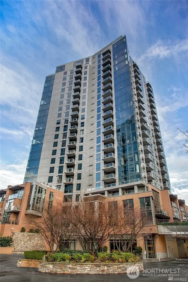 10650 NE 9th Place #821, Bellevue, WA 98004