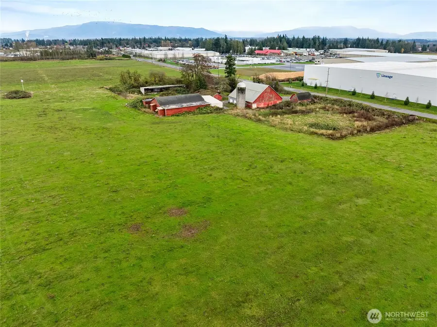 2208 Main Street, Lynden, WA 98264 - Image #2