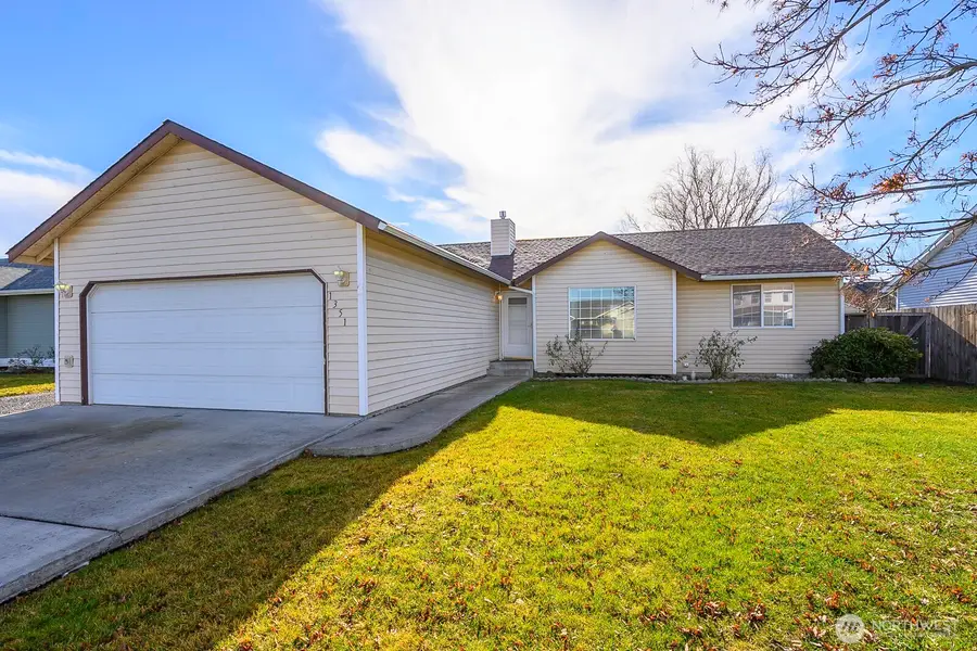 1351 E Yost Circle, Moses Lake, WA 98837 - Image #2