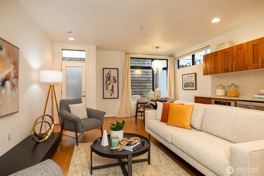 1810 11th Avenue #A, Seattle, WA 98122 - Image #3