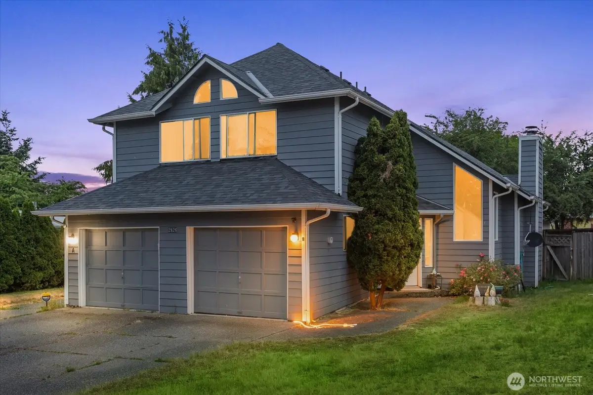 2826 NE 8th Street, Renton, WA 98056 - Image #1