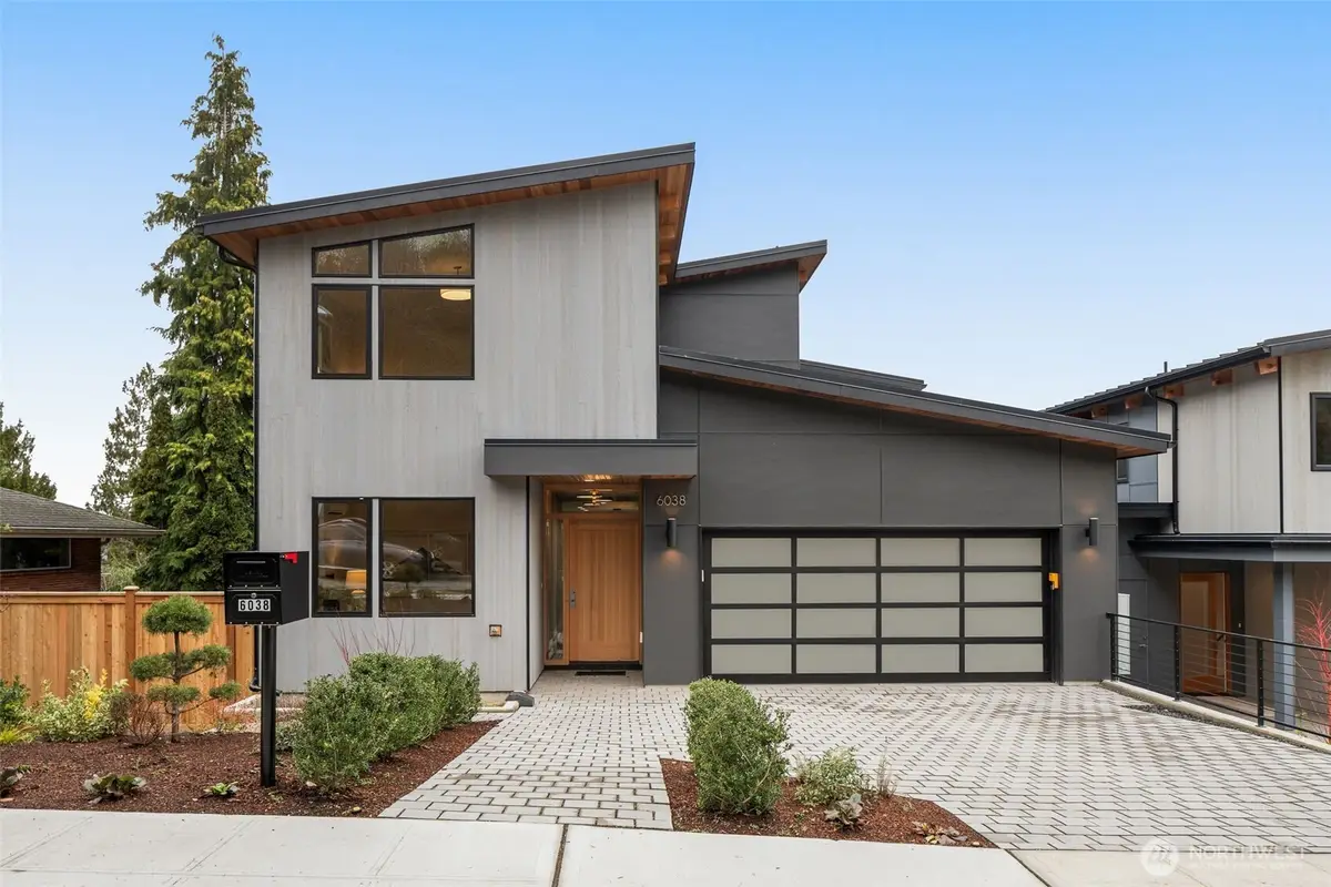 6038 50th Avenue Ne #A, Seattle, WA 98115 - Image #1