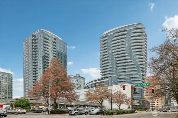 838 Avenue Square Ne #1705, Bellevue, WA 98004