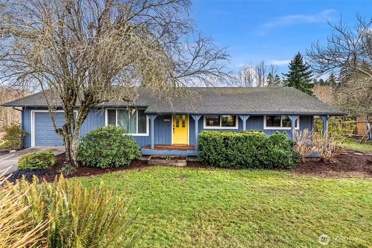 2265 Lincoln Avenue Se, Port Orchard, WA 98366 - Image #1