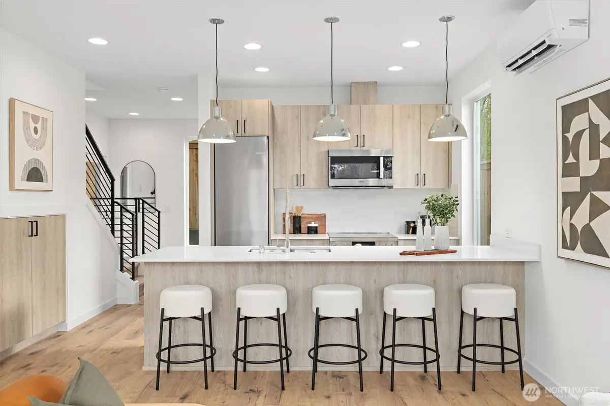 947 NW 61st Street, Seattle, WA 98107 - Image #1