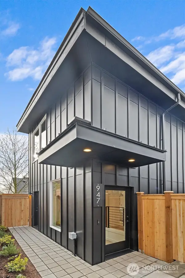 947 NW 61st Street, Seattle, WA 98107