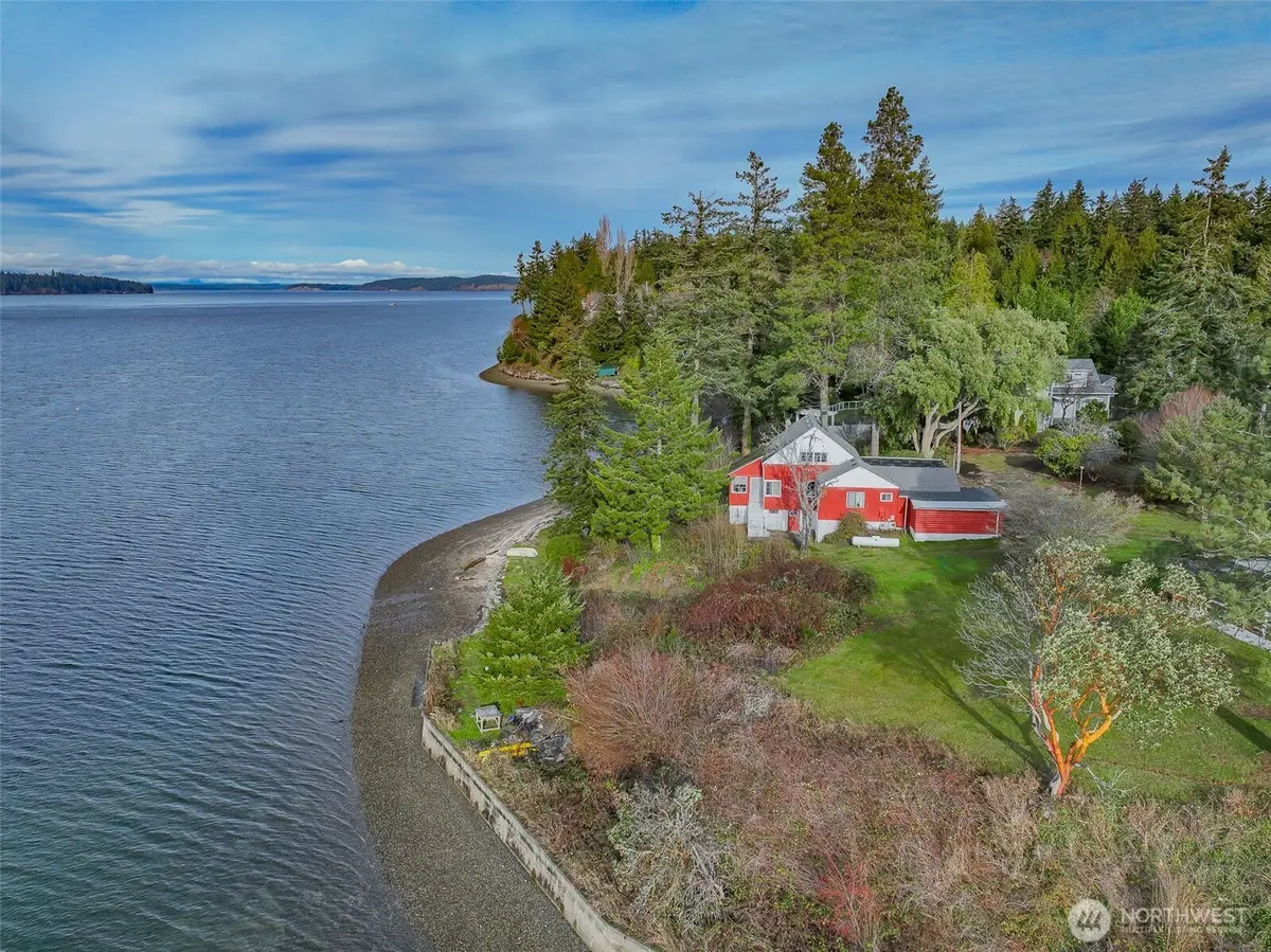 8947 Buttonwood Ln Ne, Olympia, WA 98516 - Image #1