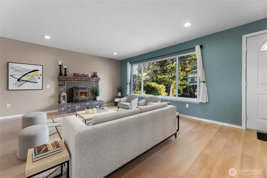 25847 185th Place Se, Covington, WA 98042 - Image #3