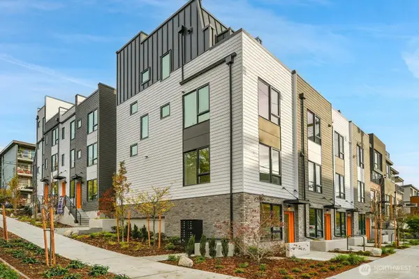 2374 Franklin Avenue E, Seattle, WA 98102