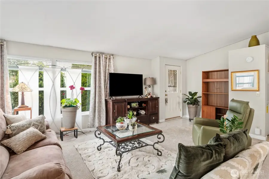 517 NW Silver Meadow Lane, Bremerton, WA 98311 - Image #2