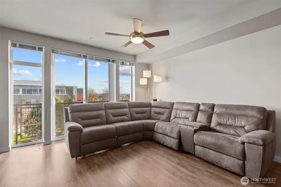 15100 6th Avenue Sw #305, Burien, WA 98166 - Image #3