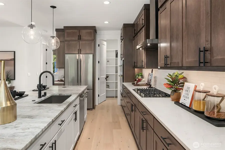 14856 NE 2nd Court, Bellevue, WA 98007 - Image #2